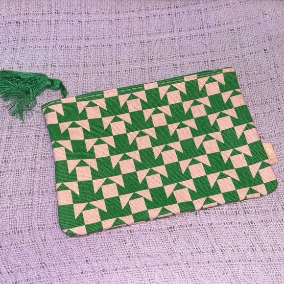 ipsy Handbags - IPSY Pink & Green Patterned Makeup Pouch, Never Used
